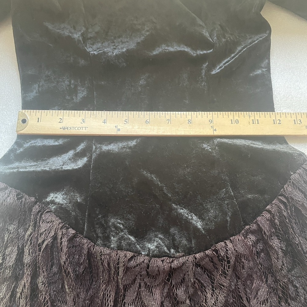 Vintage All That Jazz Dress Women Medium Black Velvet Lace Tiered 90s Whimsigoth - Picture 9 of 9